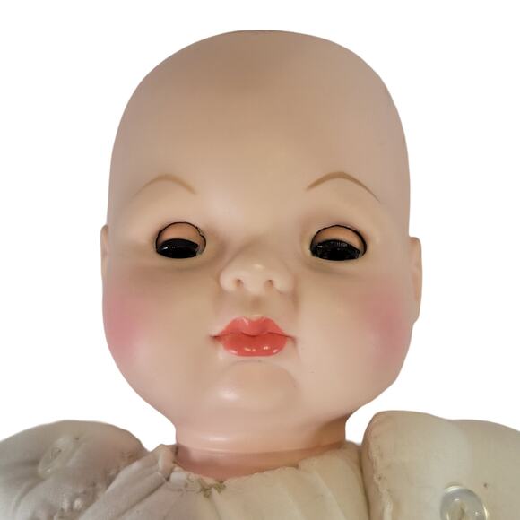 Vintage 13" Composition Baby Doll with Cloth Body and Sleep Eyes Bonnet Booties - Picture 7 of 16